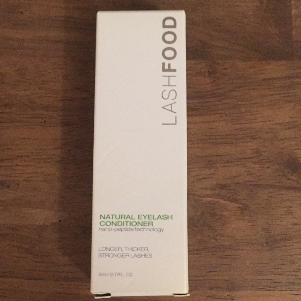 LASH FOOD natural eyelash conditioner